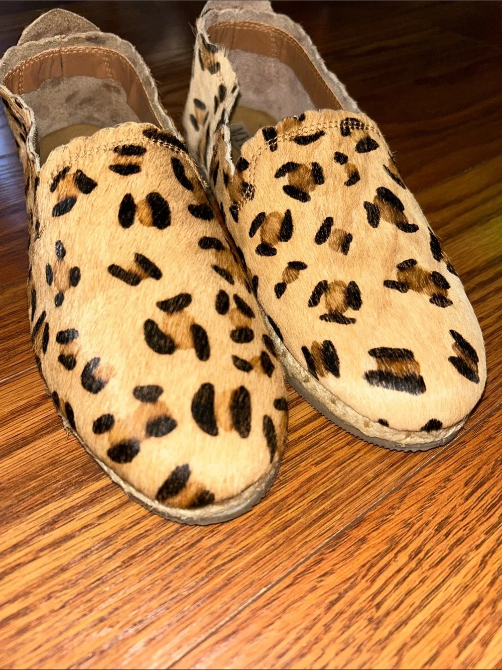 Myra Bag Leopard-Print Slip-On Flats in Tan and Black Animal Fur Leather SZ 8